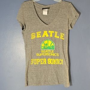 Vintage V Neck Seattle Supersonics Top